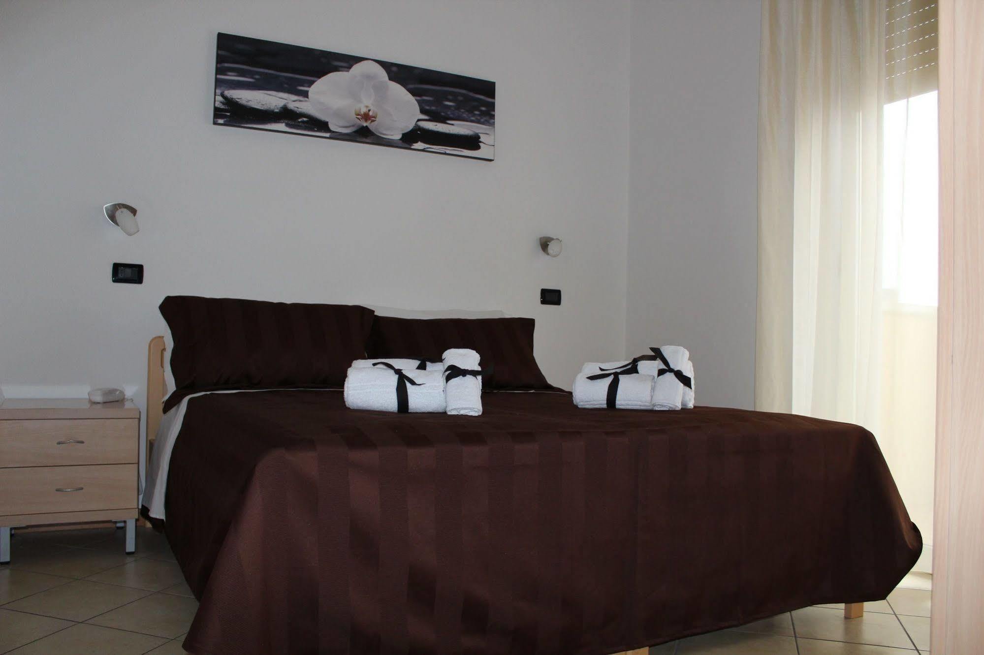 Residence Cigno Rimini Extérieur photo